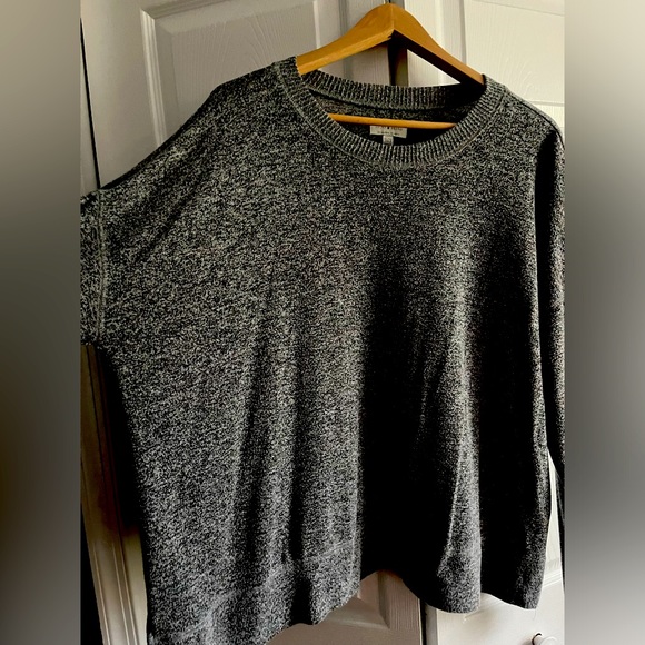 Sweater - Picture 2 of 3